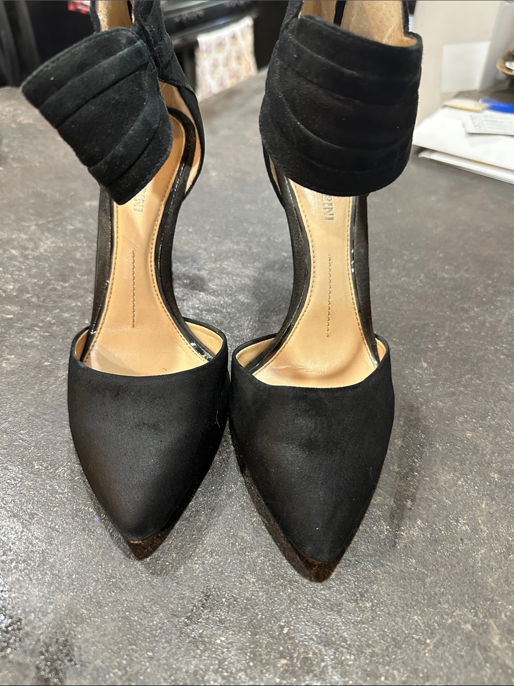 Gianni Bini Black Pointed-Toe Ankle-Strap Heels